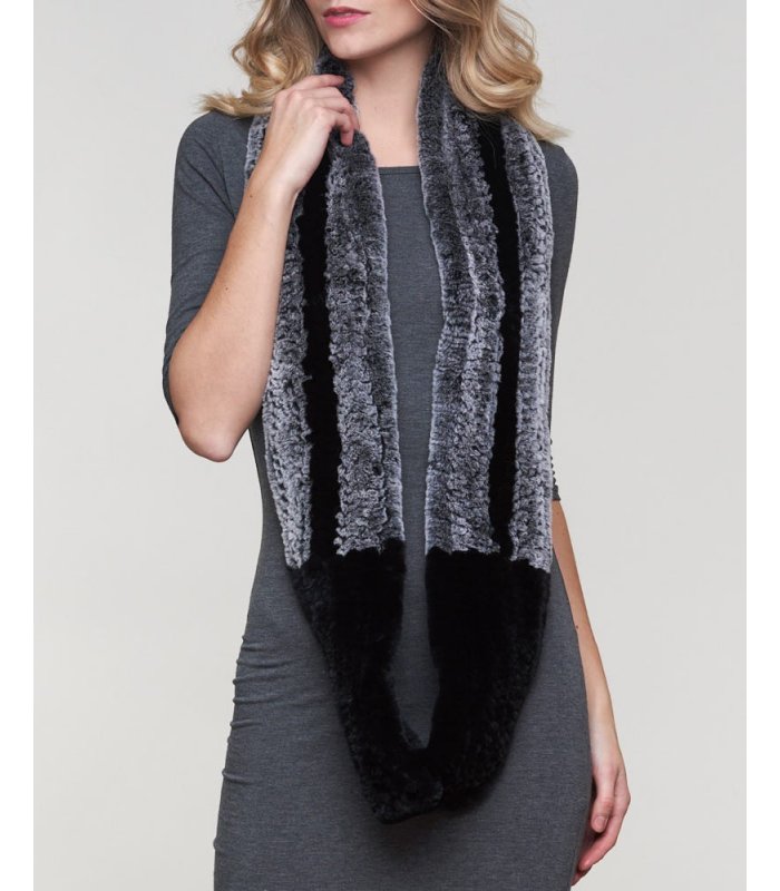 Off The Hook Faux Fur Scarf — Meghan Makes Do